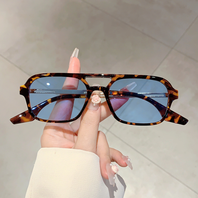 Women'S Fashion Eyeglasses - แว่นกันแดดทรงสี่เหลี่ยมสำหรับผู้หญิงทันสมัย เหมาะสำหรับการเดินทาง เดินป่า ป้องกันรังสียูวี ออกแบบมาเพื่อการขับรถ