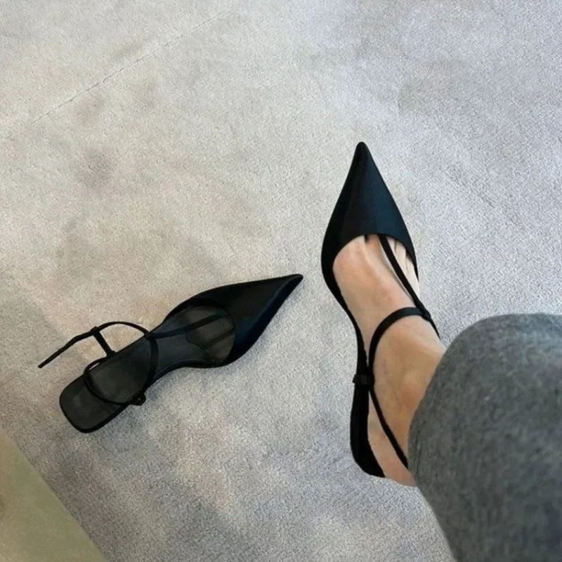 Women'S Fashion Sandals - รองเท้าสำหรับผู้หญิง รองเท้าส้นเตี้ยแบบปลายแหลม รองเท้าแตะผู้หญิง สวมใส่สบาย ส้นเตี้ย ทันสมัย