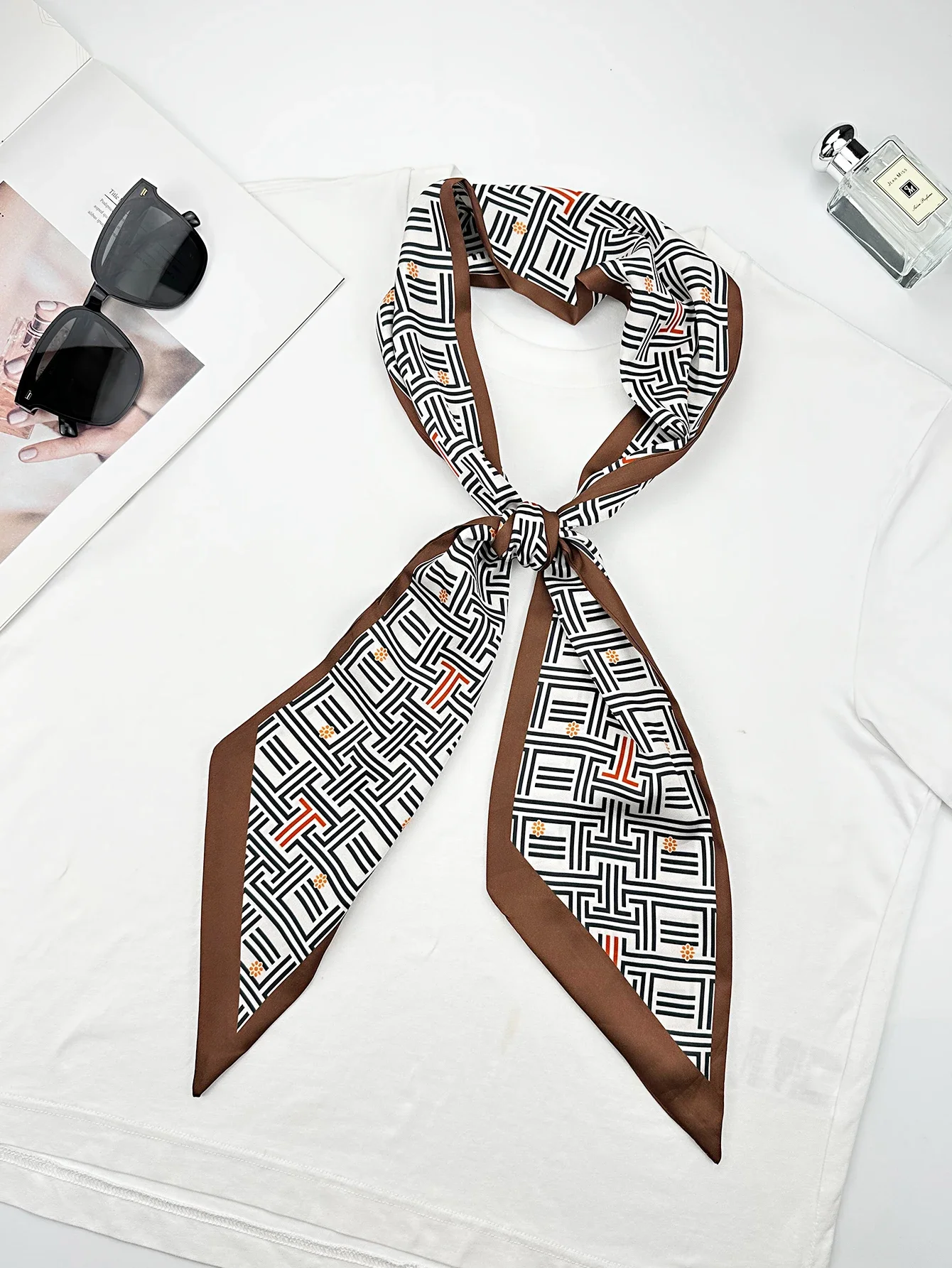 ผ้าพันคอไหมทรงเรขาคณิตหรูหราสำ - Women Fashion Necktie บทวิจารณ์และราคา