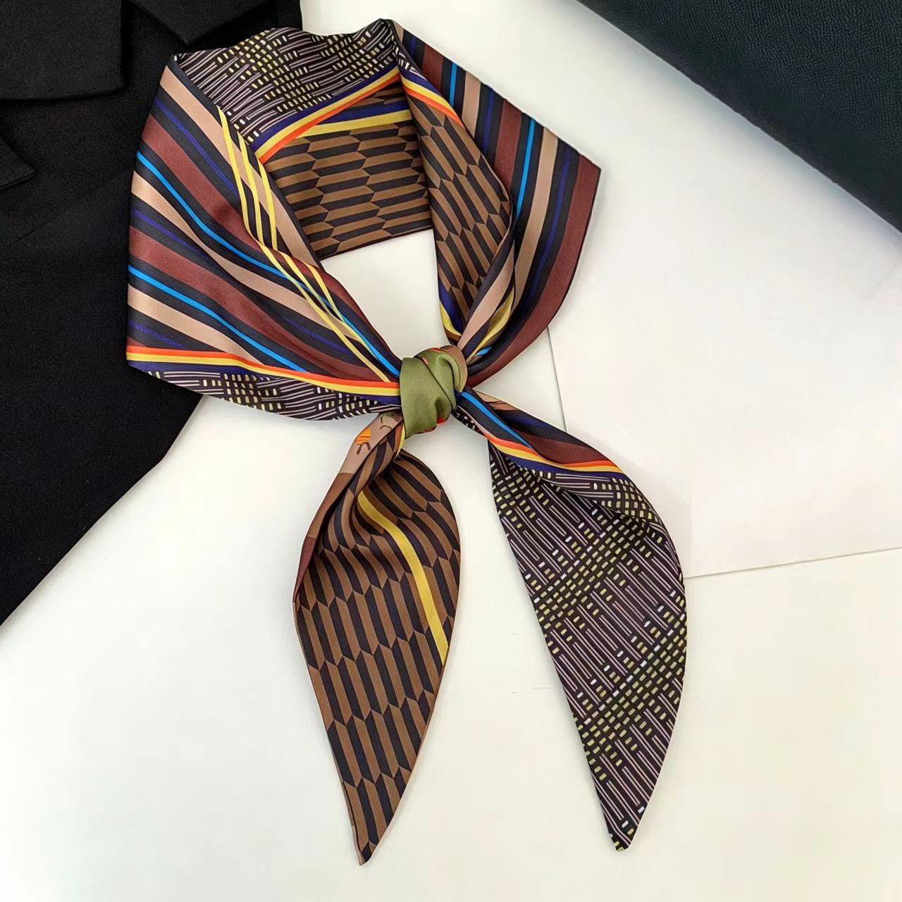 ผ้าพันคอไหมพิมพ์ลายหรูหรา ผ้าพ - Women Fashion Necktie บทวิจารณ์และราคา