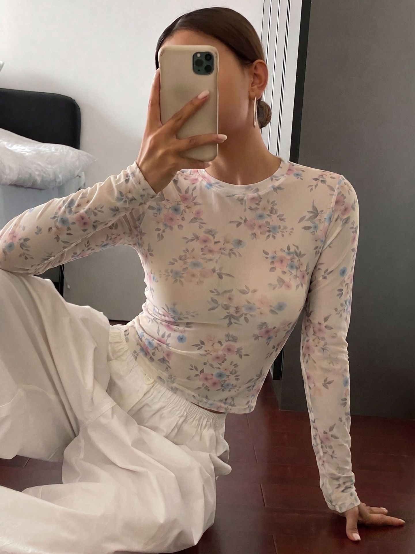 เสื้อยืดแขนยาวผ้าตาข่ายพิมพ์ลา - Crop Top Women บทวิจารณ์และราคา