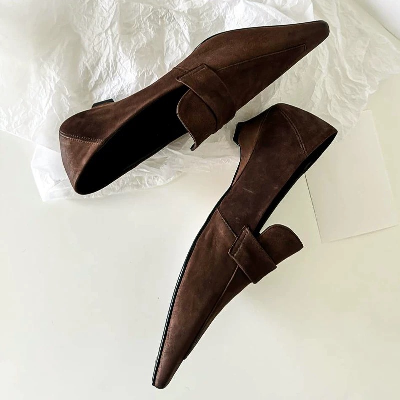 รองเท้าส้นเตี้ยหัวแหลม ดีไซน์ห - Women Fashion Brand บทวิจารณ์และราคา
