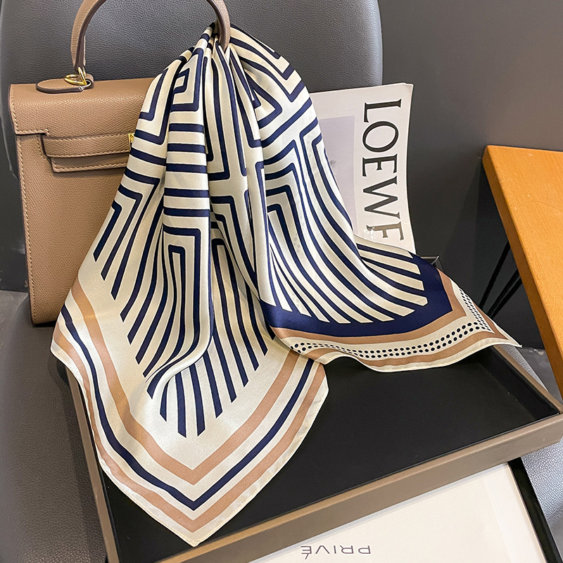 Luxury ยี่ห้อ Neckerchief ฤดูใ - Women Fashion Necktie บทวิจารณ์และราคา