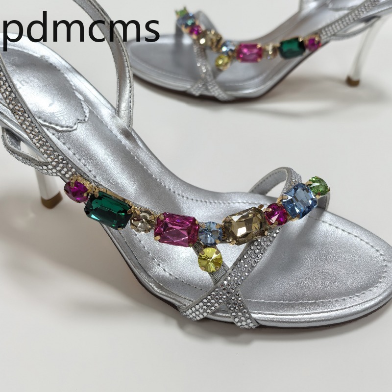 รองเท้าแตะผู้หญิงรุ่นใหม่สำหรั - Women Fashion Brand บทวิจารณ์และราคา