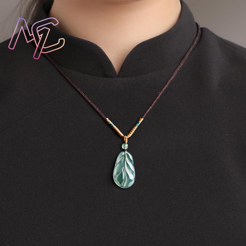 จี้หยกพม่ารูปใบไม้ ของขวัญสำหร - Women Fashion Designers บทวิจารณ์และราคา
