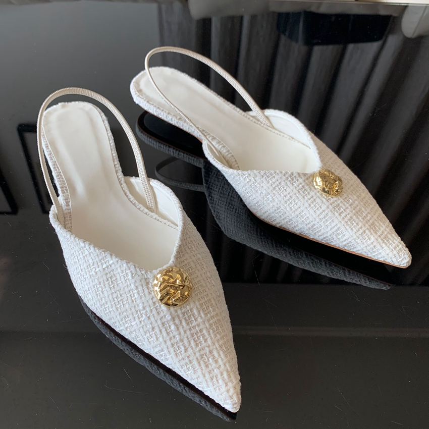 รองเท้าส้นเตี้ยแบบสวม รุ่นใหม่ - Women Fashion Brand บทวิจารณ์และราคา